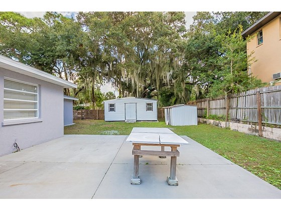 Single Family Home for sale at 816 Anderson Rd, Nokomis, FL 34275 - MLS Number is O5992150