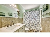 In suite master bathroom - Single Family Home for sale at 373 Avenida Madera, Sarasota, FL 34242 - MLS Number is A4510043