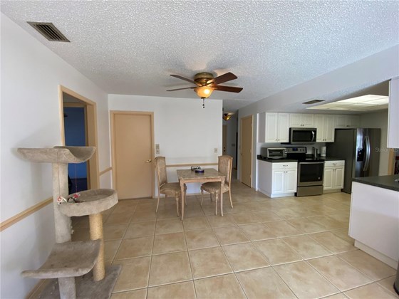 Single Family Home for sale at 4103 23rd Ave W, Bradenton, FL 34205 - MLS Number is A4520923