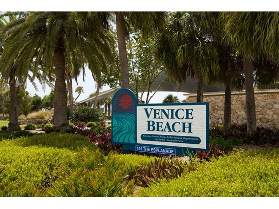Venice Beach - Single Family Home for sale at 4700 Forbes Trl, Venice, FL 34292 - MLS Number is N6118561