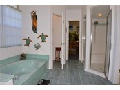 Master bathroom - Single Family Home for sale at 1609 Slate Ct, Venice, FL 34292 - MLS Number is N6119107